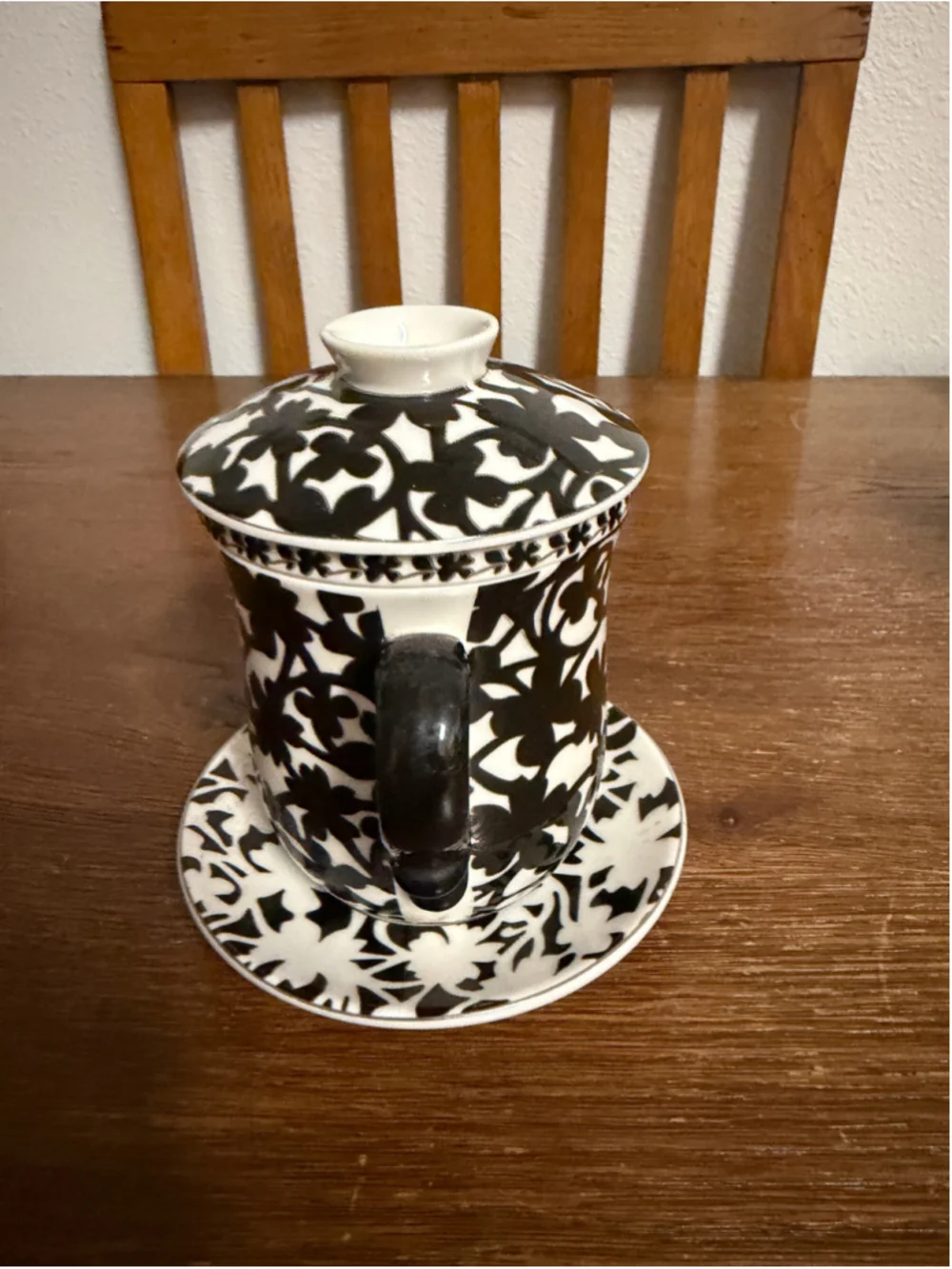 Gracie China by Coastline Imports Tea Mug Infuser Lid Saucer Black White Floral